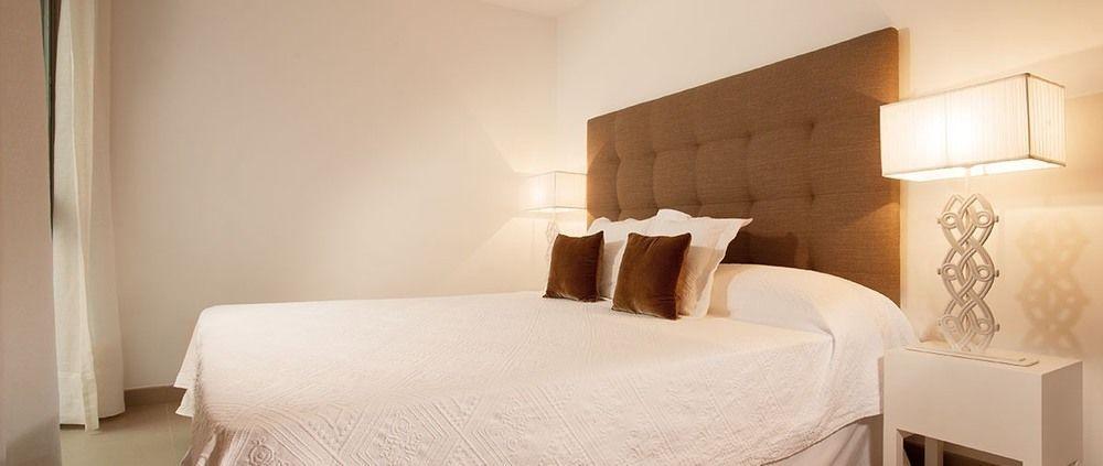 Urbanliving Fajardo Apartment Malaga Ngoại thất bức ảnh