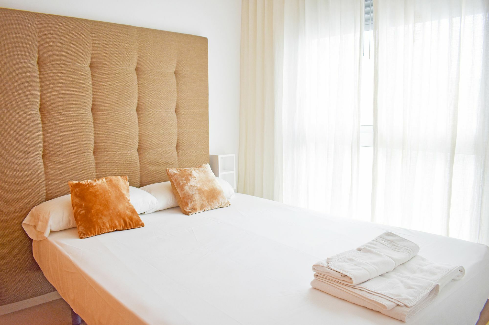 Urbanliving Fajardo Apartment Malaga Ngoại thất bức ảnh