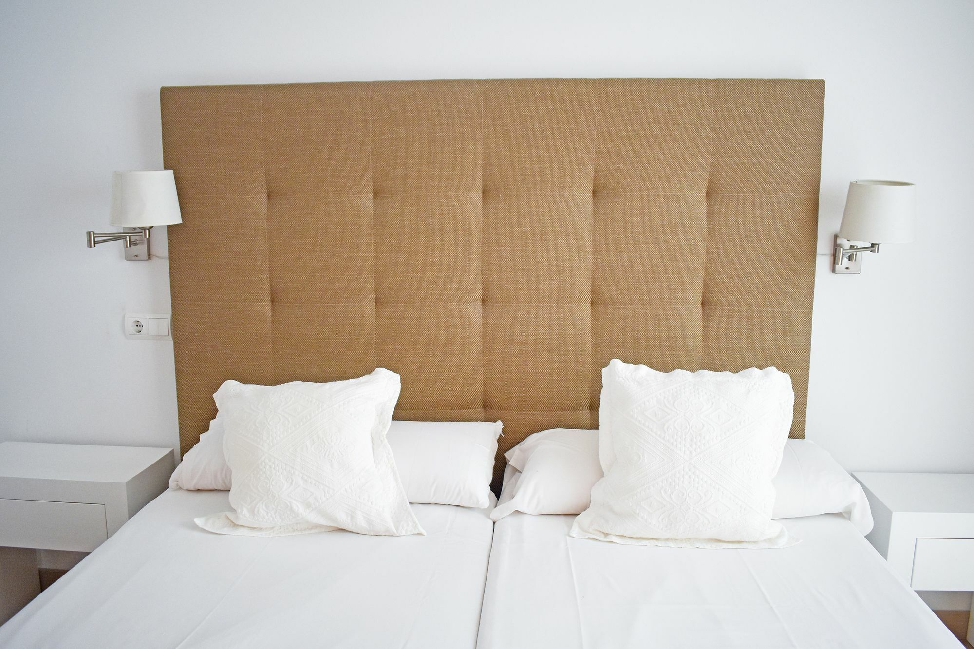 Urbanliving Fajardo Apartment Malaga Ngoại thất bức ảnh